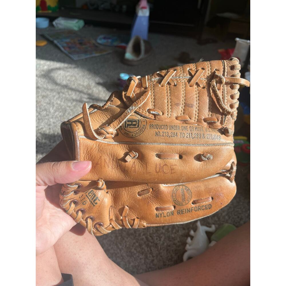 Vintage Regent Leather Baseball Glove Model 5716